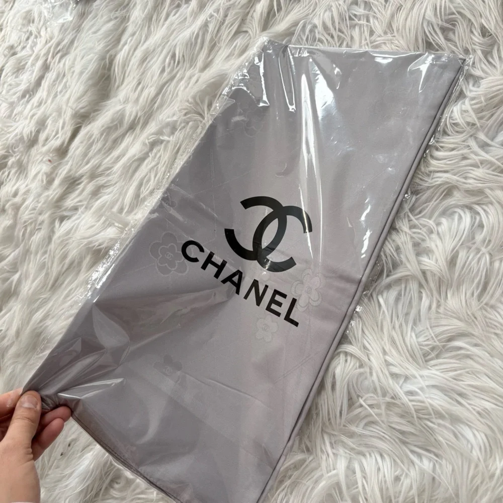 Chanel gray solid square classic scarf 35x35 ‼️LAST ONE LEFT